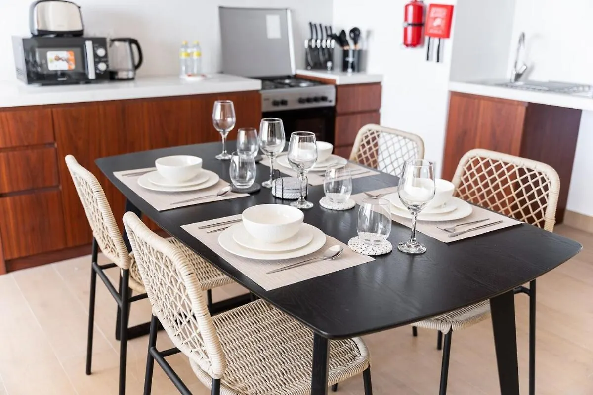 Gorgeous 1-Bedroom Apartment With Beach Access In Port De La Mer Dubái