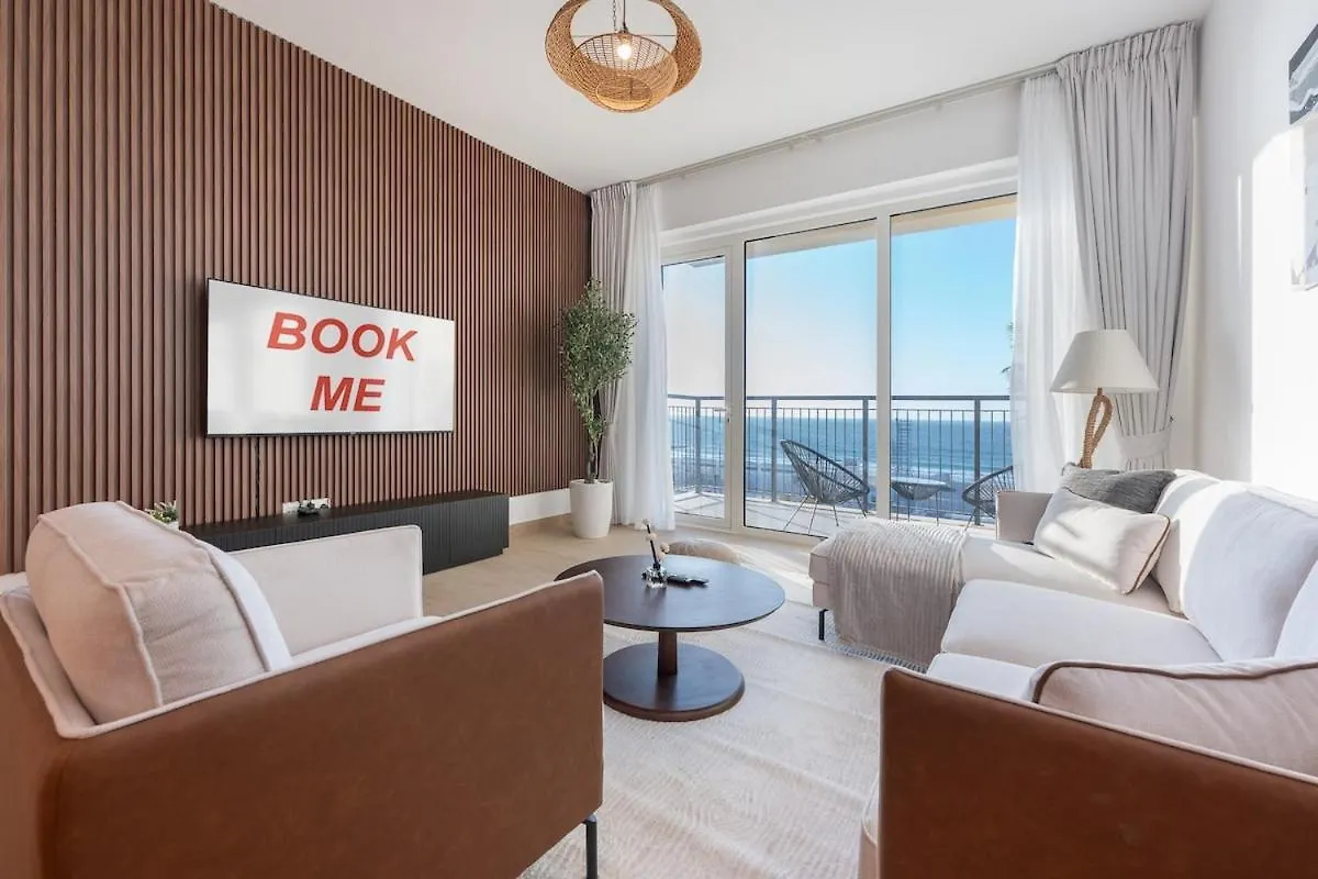 Gorgeous 1-Bedroom Apartment With Beach Access In Port De La Mer Dubái